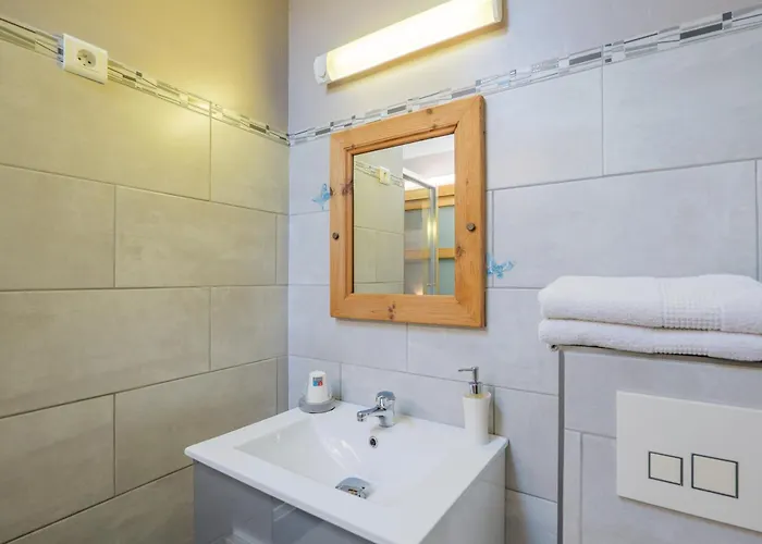 Perles De Aime Bed & Breakfast 3*