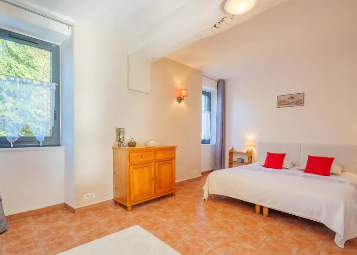 Perles De Aime Bed & Breakfast 3*